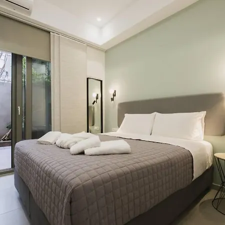 Peris 5 With Yard Steps To Bus St & Old Town Apartment Chania (Crete)